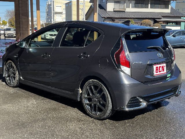 TOYOTA AQUA 2018 Image 31