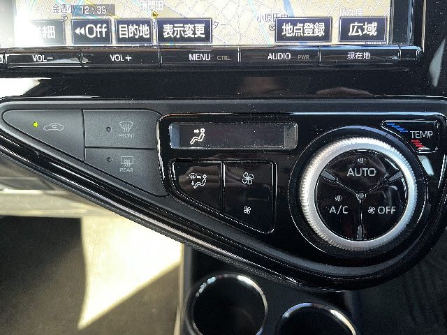 TOYOTA AQUA 2018 Image 31