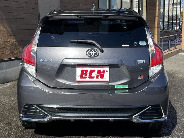 TOYOTA AQUA 2018 Image 31