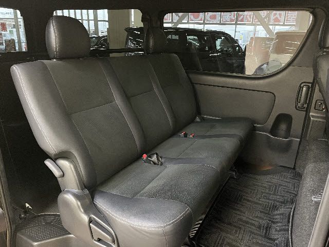 TOYOTA HIACE VAN 2WD 2022 Image 31