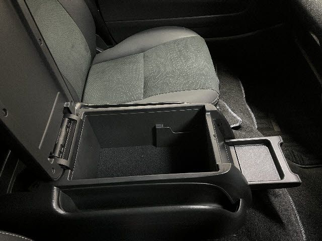 TOYOTA HIACE VAN 2WD 2022 Image 31