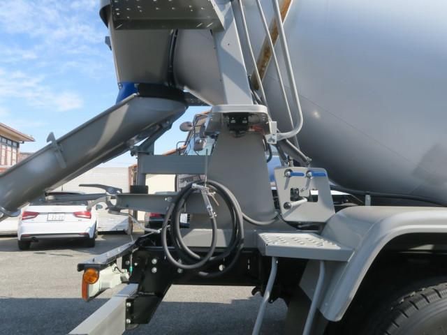 ISUZU FORWARD 2025 Image 31