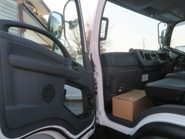 ISUZU FORWARD 2025 Image 31