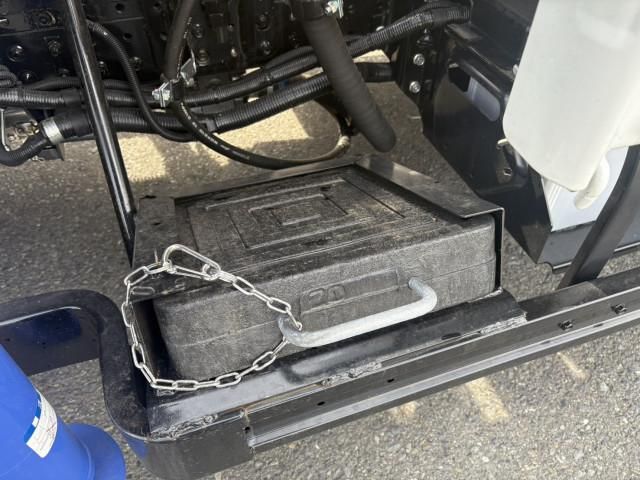 MITSUBISHI CANTER 2025 Image 31