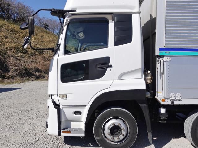 NISSAN DIESEL QUON 2017 Image 31