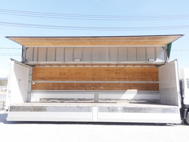 NISSAN DIESEL QUON 2017 Image 31