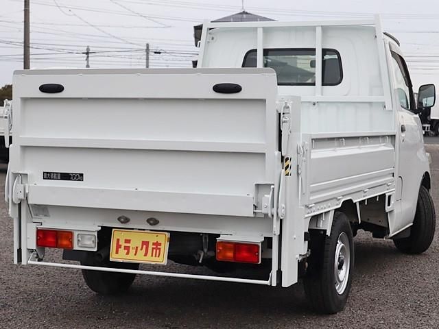 TOYOTA LITEACE TRUCK 2WD 2011 Image 31