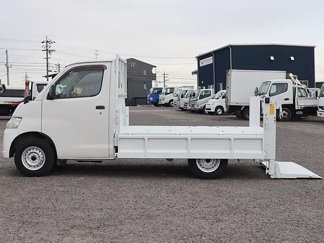 TOYOTA LITEACE TRUCK 2WD 2011 Image 31