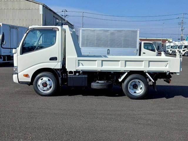 HINO DUTRO 2024 Image 31