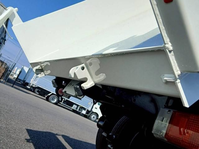 HINO DUTRO 2024 Image 31