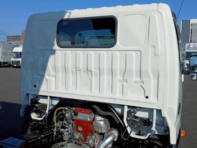 HINO DUTRO 2024 Image 31