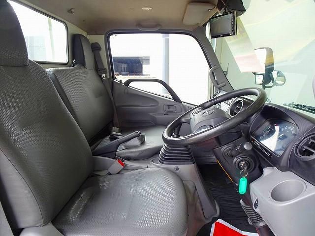 HINO DUTRO 2021 Image 31