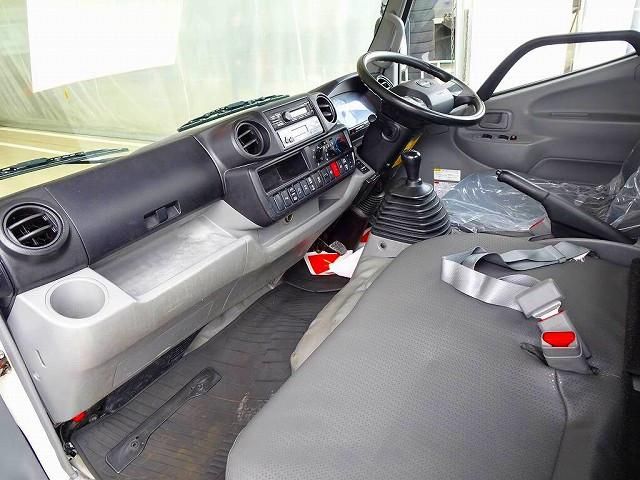 HINO DUTRO 2021 Image 31