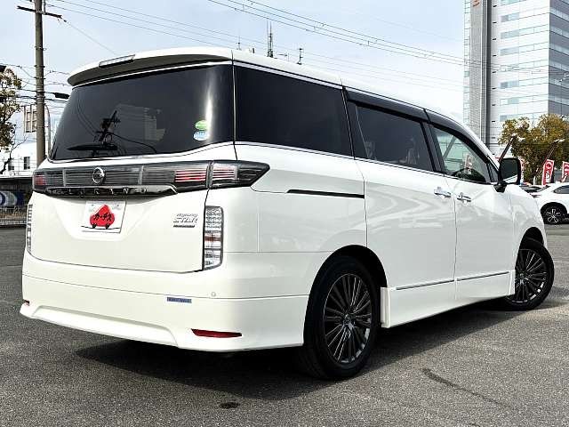 NISSAN ELGRAND 2016 Image 31