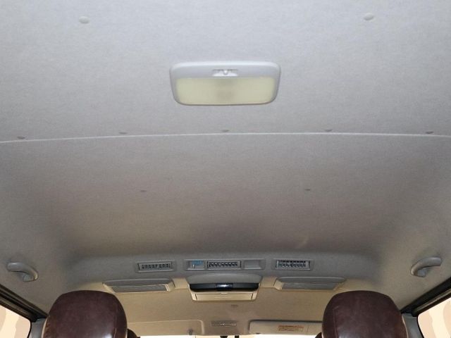 TOYOTA HIACE VAN 2WD 2017 Image 31