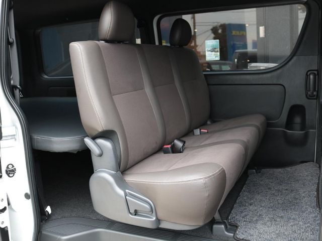 TOYOTA HIACE VAN 2WD 2018 Image 31