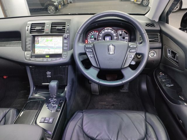 TOYOTA CROWN SEDAN 2009 Image 31