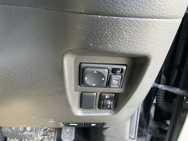 NISSAN CUBE 2009 Image 31