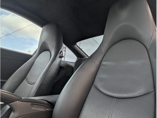 PORSCHE 911 2009 Image 31