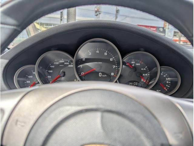 PORSCHE 911 2009 Image 31