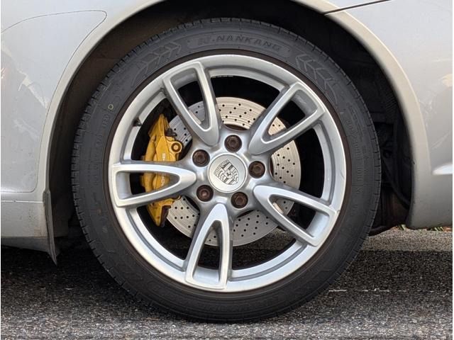 PORSCHE 911 2009 Image 31