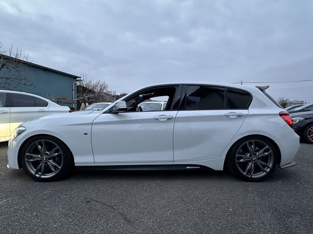 BMW 1SERIES 2015 Image 31