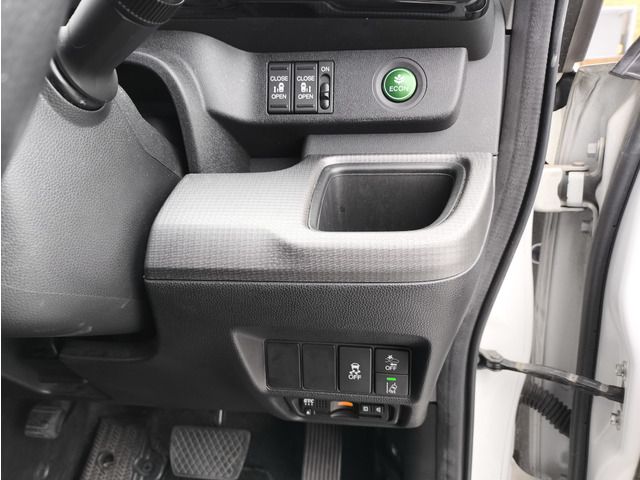 HONDA STEPWAGON SPADA 2017 Image 31