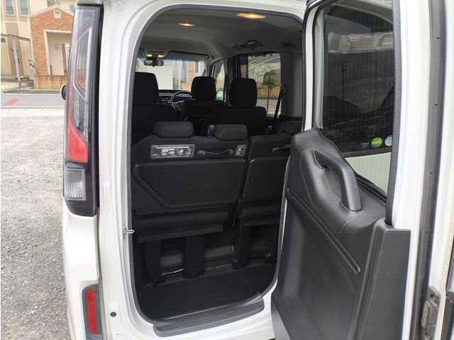 HONDA STEPWAGON SPADA 2017 Image 31