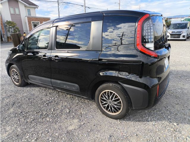 TOYOTA SIENTA 2023 Image 31