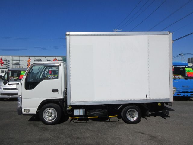 ISUZU  2014 Image 31