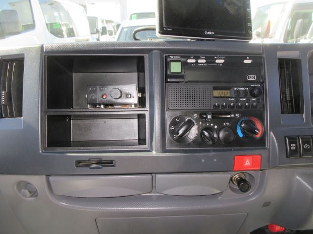 ISUZU  2014 Image 31