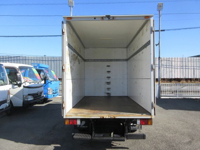 ISUZU  2014 Image 31