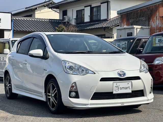 TOYOTA AQUA 2013 Image 31