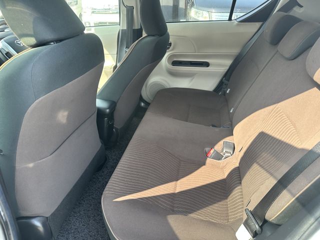 TOYOTA AQUA 2013 Image 31