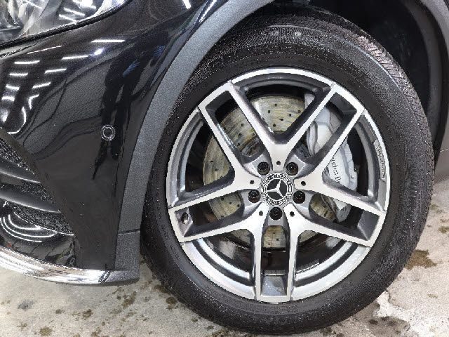 MERCEDES BENZ GLC CL 2018 Image 31