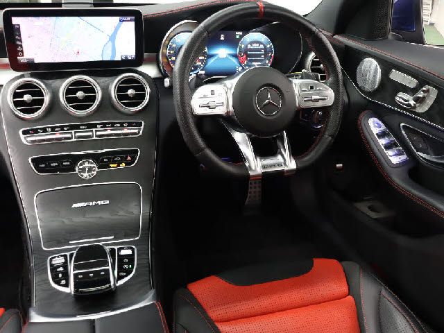 MERCEDES BENZ MERCEDES AMG C CLASS 2019 Image 31