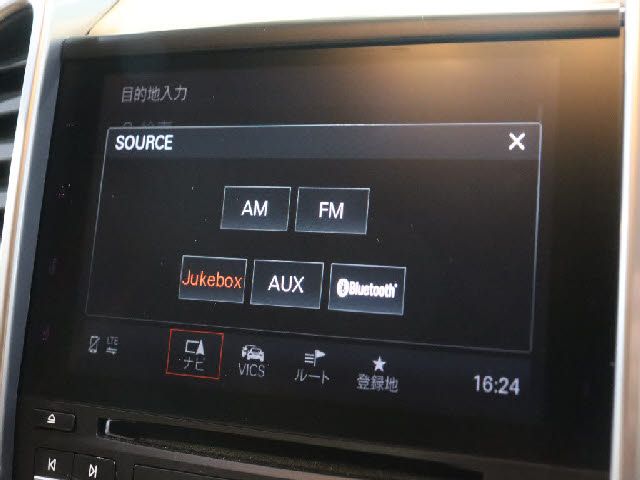 PORSCHE CAYENNE 2016 Image 31