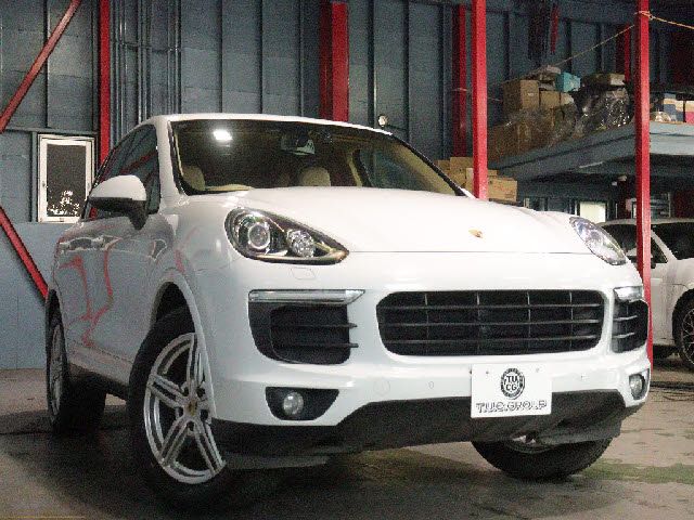 PORSCHE CAYENNE 2016 Image 31