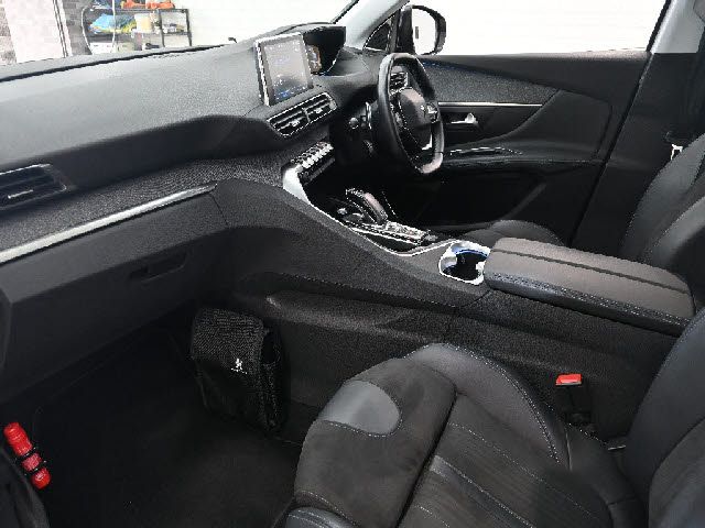 PEUGEOT 3008 2020 Image 31