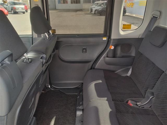 DAIHATSU TANTO 2019 Image 31