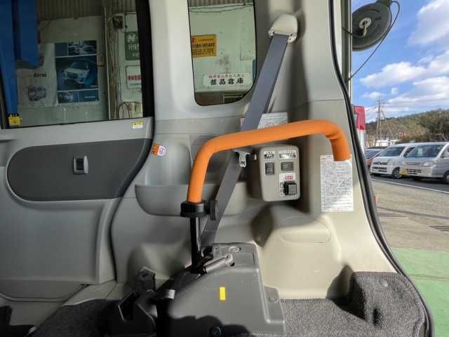 DAIHATSU TANTO 2014 Image 31