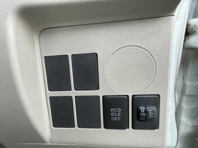 DAIHATSU TANTO 2014 Image 31