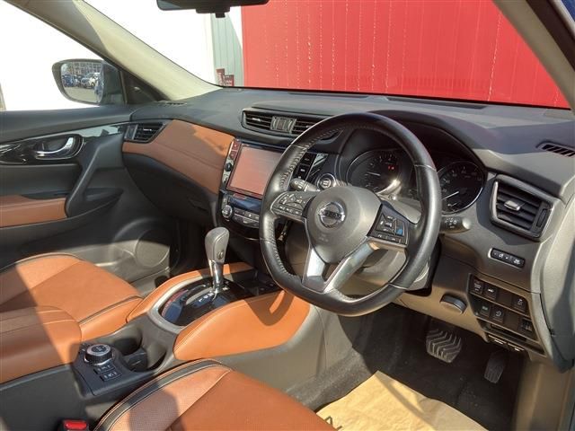 NISSAN X-TRAIL 2WD 2020 Image 31