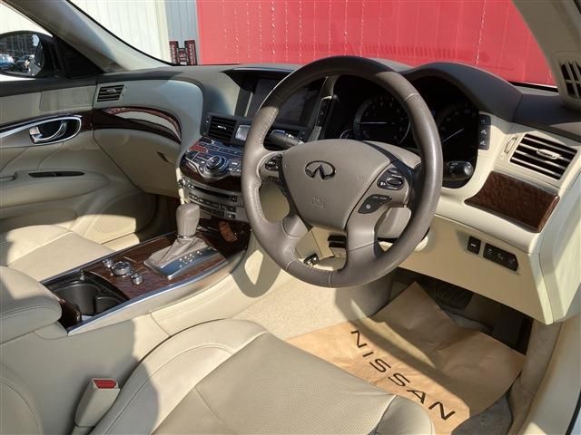 NISSAN FUGA HYBRID 2019 Image 31