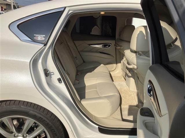 NISSAN FUGA HYBRID 2019 Image 31