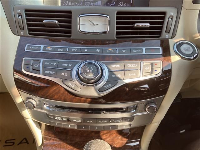 NISSAN FUGA HYBRID 2019 Image 31