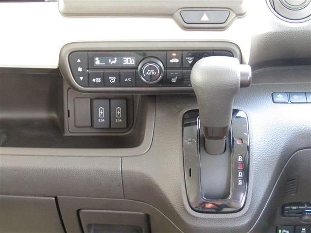 HONDA N BOX 2021 Image 31