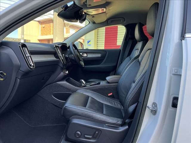 VOLVO XC40 2022 Image 31