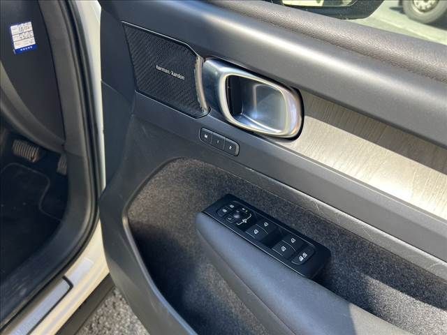 VOLVO XC40 2022 Image 31