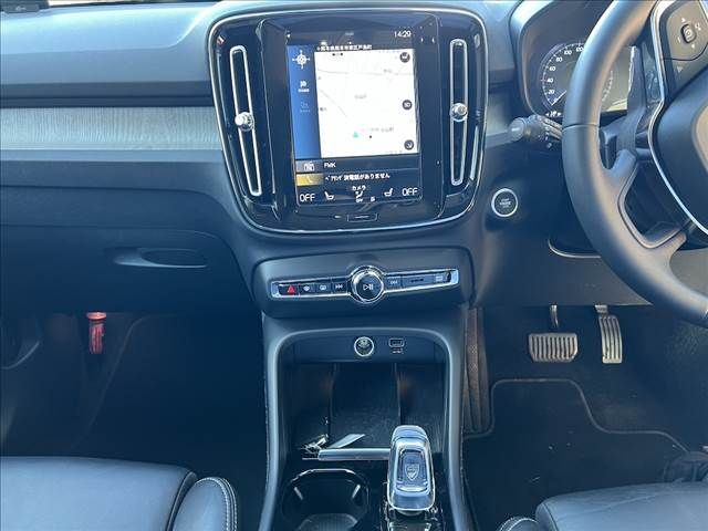 VOLVO XC40 2022 Image 31